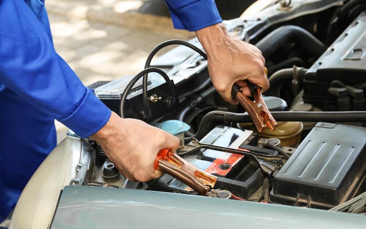 汽车搭电(图2) 汽车搭电(图2)