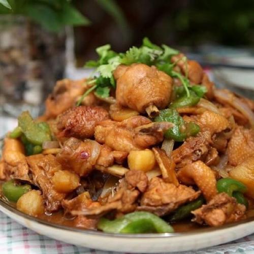 新疆大盘鸡(图4) 新疆大盘鸡(图4)