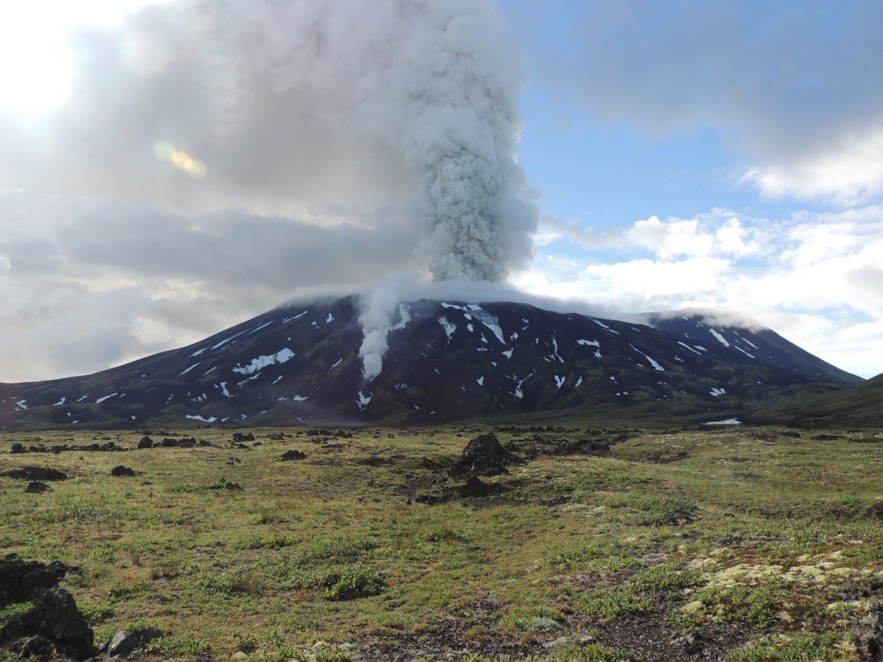 厄塔阿勒火山(图2)