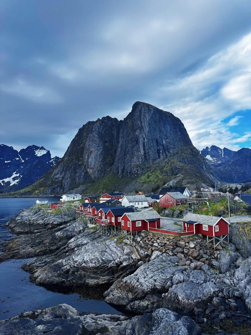 罗弗敦群岛(图2)