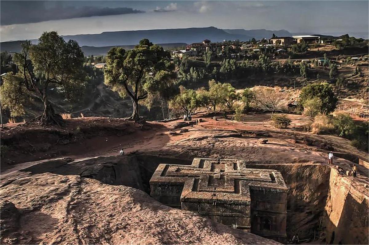 拉利贝拉岩石教堂(图4) 拉利贝拉岩石教堂(图4)