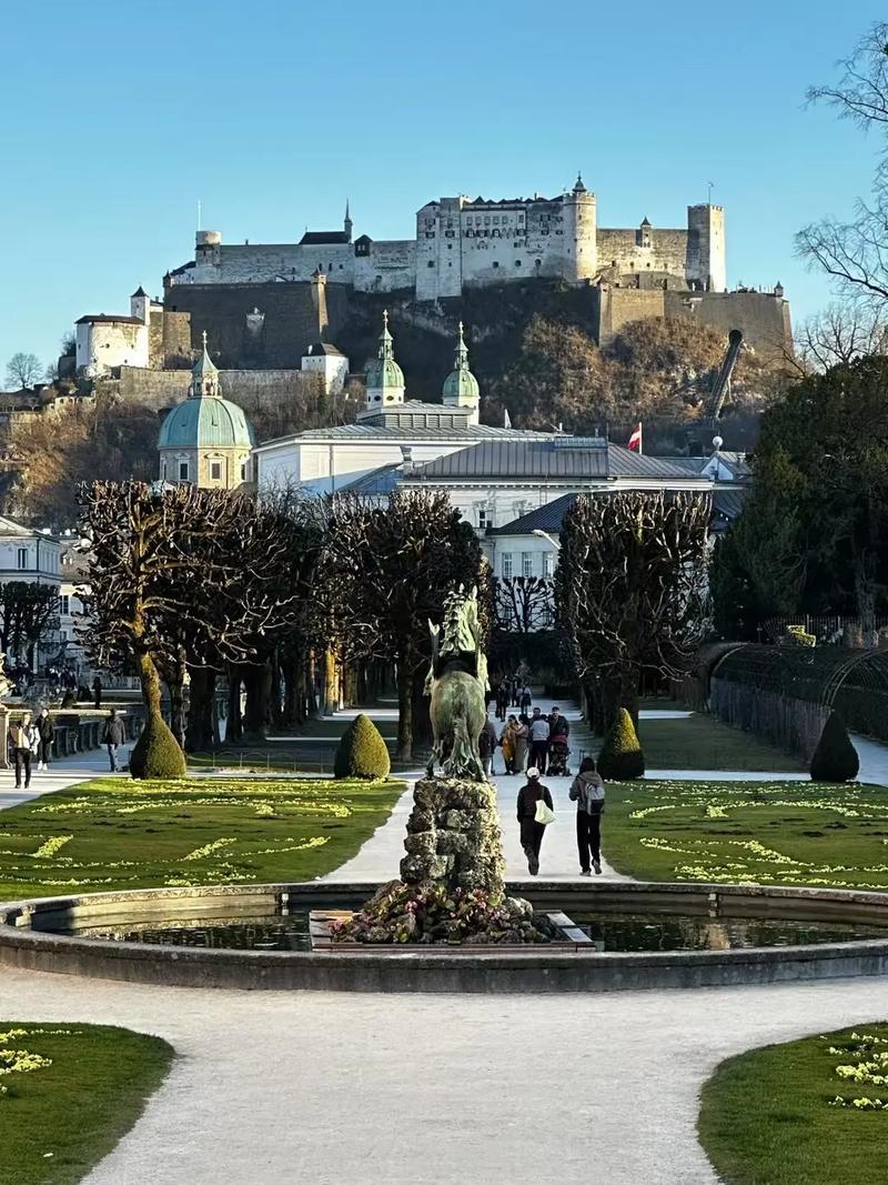 穆茨奥山堡(图2)